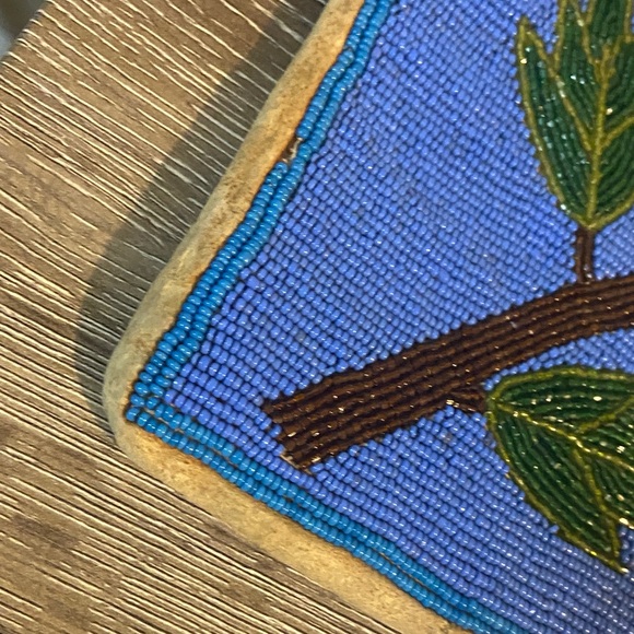 Handmade Vintage Native American Floral Hand Glass Beaded Plateau Tote Roses - Picture 7 of 16